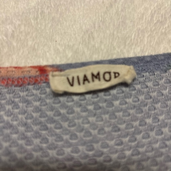 Blouse - Picture 3 of 3